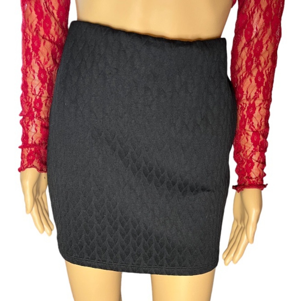 NWT DG NY Black Pull-On Pattern Stretchy Medium Mini Skirt